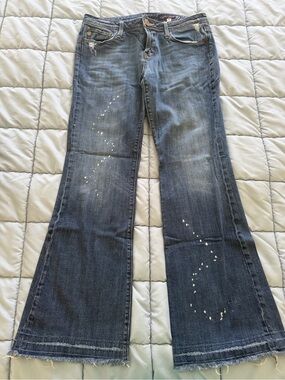 Vigoss Dark Blue Flare Jeans with Paint-Splatter Detail